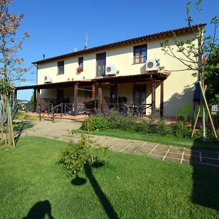 Apartamento Podere Le Palavigne 130s Luia